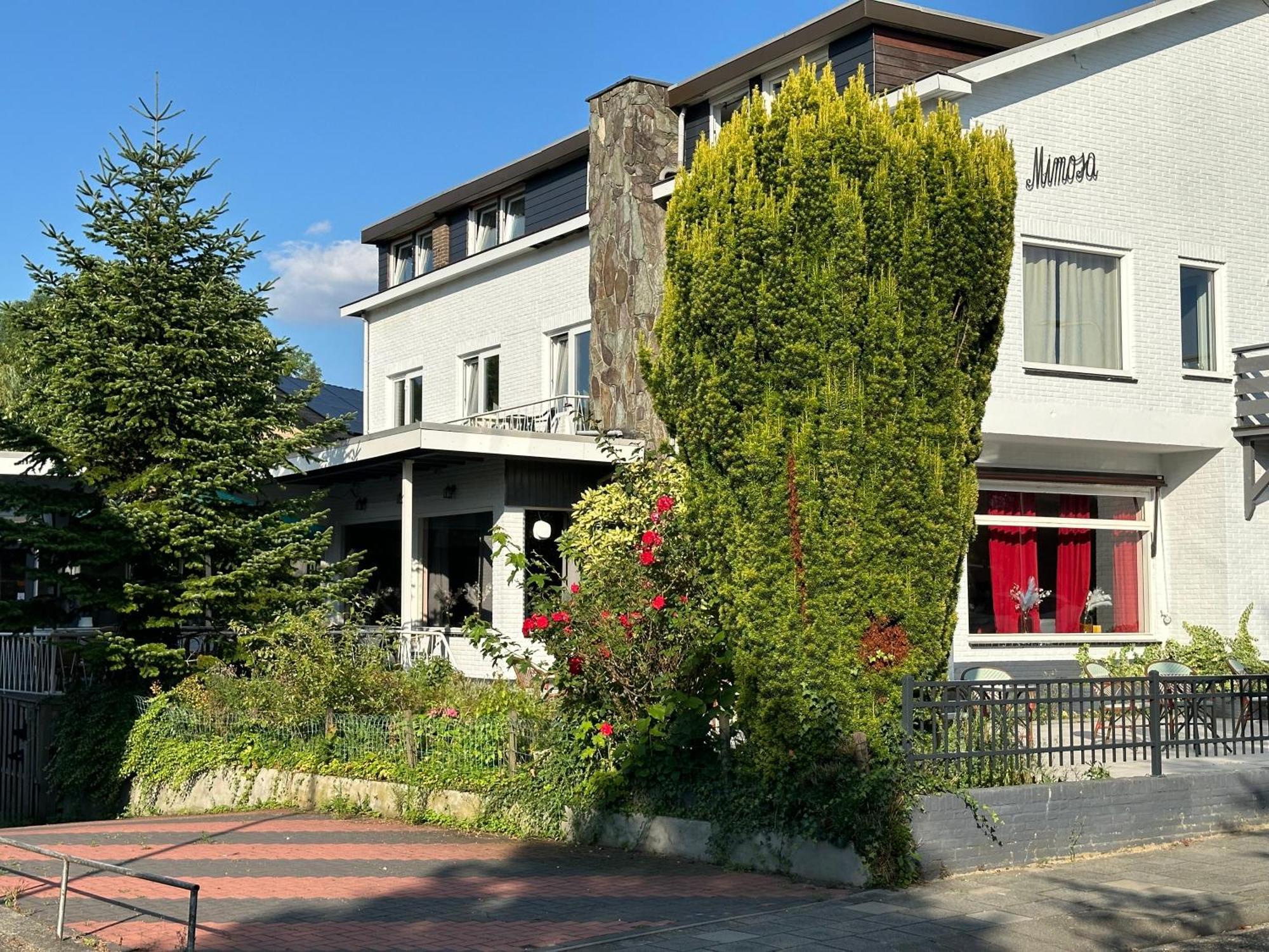 Mimosa Hotel Valkenburg aan de Geul Exterior foto